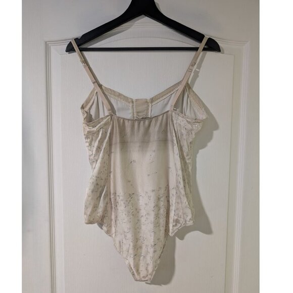 NEW Zara | Floral Print Satin Bodysuit - Picture 2 of 12